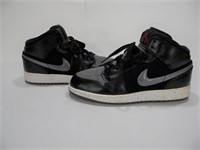 Air Jordan Nike Shoes 5.5Y
