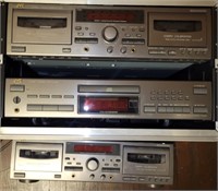 Lot of 3 JVC systems