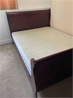 Queen bed/headboard/footboard/frame only 63"x90"