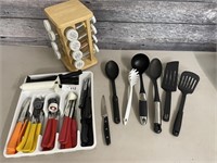 Cutlery/knives/spice rack