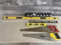 Level 4',2',16", saw, tool storage