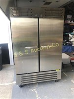 Beverage Air 52" two section reach in refrigerator