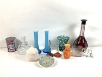 Vases, sculptures, pic fleur en verre dt signés *