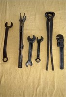 Vintage Auto Tools/Nipper/Fairbanks Morse Wrench