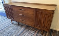 Mid century Broyhill Sculptra Credenza