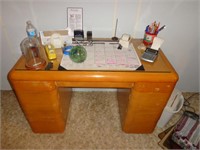Deco Knee Hole Desk - Contents not included