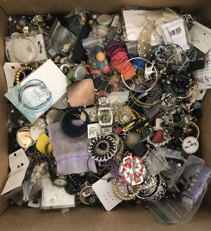 Box Lots & More 8/22/22 @ 3PM Online Only