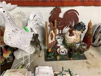 LARGE LOT OF ROOSTERS / CHICKEN MOTIF