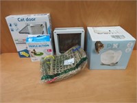 MISC. LOT OF ASSORTED PET ITEMS - SEE LIST BELOW