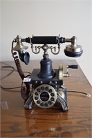 Desk phone