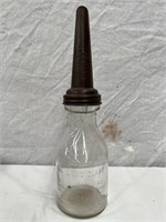 Genuine US quart oil bottle & embossed tin top