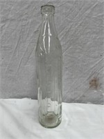 Genuine embossed Mobiloil NZ tall quart oil bottle