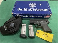 Smith and Wesson Shield 40S&W