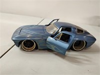 1963 Split Window Stingray Coup 1/24 Die Cast