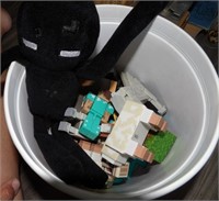 Small Bucket of Minecraft Items