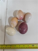 5 marble eggs