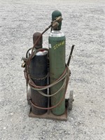 Oxy/ Acetylene Tank & Torches on Cart