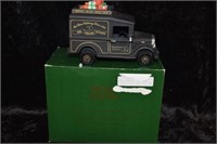 Dept 56 Christmas in The City "Village Express Van