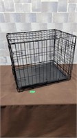 Wire dog crate size 24"x18"x19"