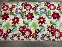 Mohawkhome floral area rug