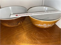2 Vintage bowls