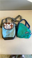 2 cooler bags/insulated lunch boxes
1 Igloo