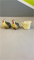 Antique turkey salt and pepper shakers and