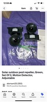 Solar outdoor pest repeller, Green, Set Of 2,