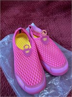 Size 7 water Shoes