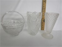 Mikasa Tulip Design Vase,Hobnail Glass