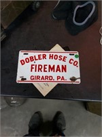 Dobler hose enamel plate