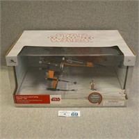 Star Wars Last Jedi Fighter Set in Box