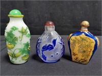 Group of vintage Chinese snuff bottles