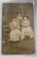 VINTAGE POSTCARD-LADIES