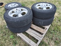 (4) Michelin 215/65R 16 tires & 5 bolt rims