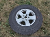 Good Year Wrangler 265/70R 17 tire w/5 bolt rim