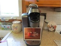 KEURIG COFFEE MAKER