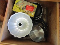 CONTENTS - POTS AND PANS, BAKING PANS AND MORE