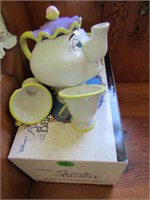 BEAUTY AND BEAST TEA POT SET