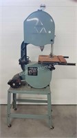 BAND SAW