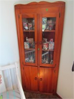 CORNER CABINET - CONTENTS IN SEPERATE LOT - BRING