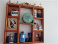 WALL SHELF WITH CONTENTS - KNICK KNACKS