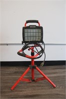 Craftsman 500-Watt Tripod Light w/ Portable Stand