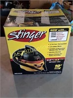 Stinger Wet / Dry Vac in Box