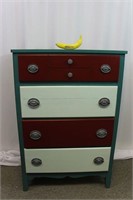 Vintage Painted 4-Drawer Dresser