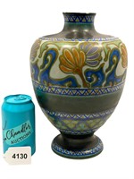 Vintage GOUDA HOLLAND CROCUS Vase (chips)