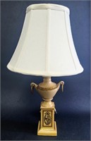 Neoclassical urn-shaped table lamp