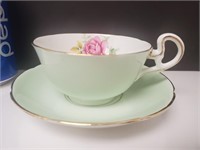 Tasse à thé et soucoupe Royal Crafton,
