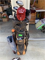 Golf bag w/clubs, Footjoy shoes, balls, etc.