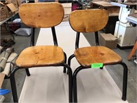 2 - Small wooden chairs - Nice